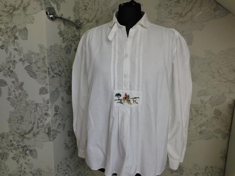 Luxusna pekna bluzka ku kroju, 42