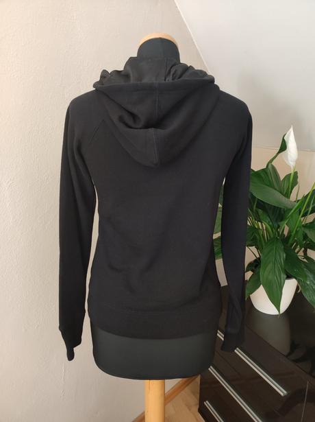 Guess čierna mikina s kapucňou s, s