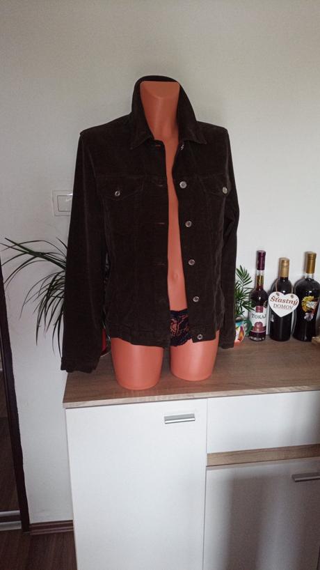 Menčestrová bunda v.l, l