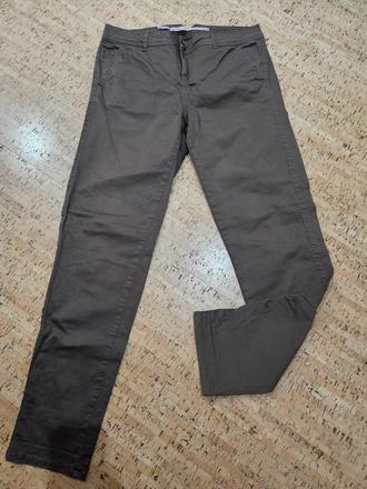 Elelgantne nohavice, bershka,s