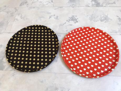 Plechové staré tácky 2 ks, 