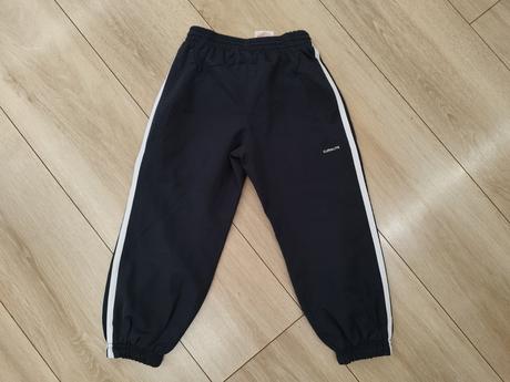 Športové tepláky, adidas,104