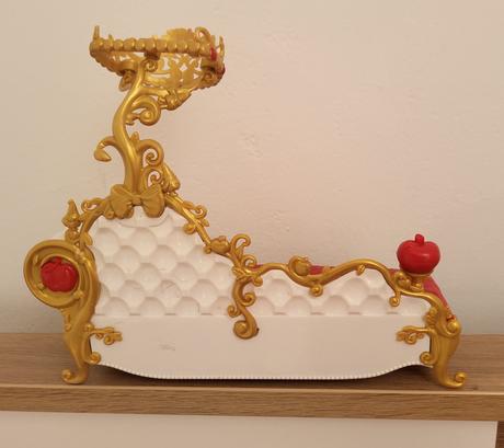 Posteľ/pohovka pre bábiku apple white, 