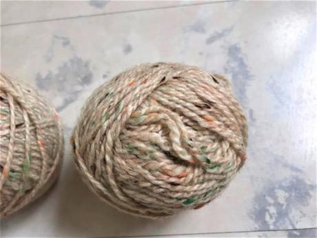 Hrubšia melírovaná vlna,