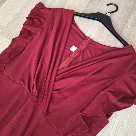 Dlhé spoločenské saty, 52