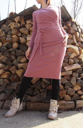 Objímajúce šatičky, m