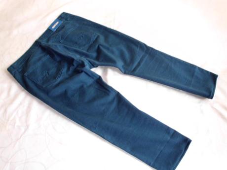 7/8 petrolejové 32, l