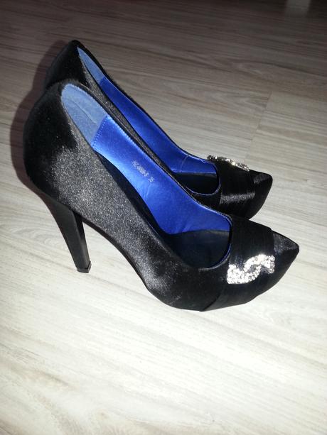 Saténové lodičky, 35