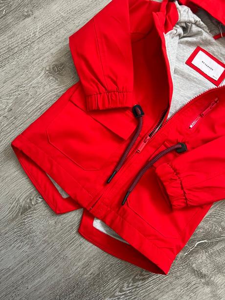 Cervena bunda reserved, reserved,86