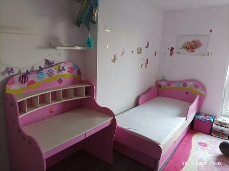 Detská dievčenská zostava, 