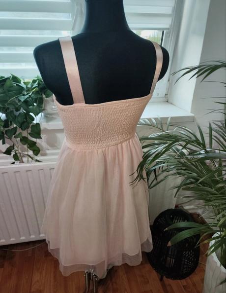Ružové šaty, s