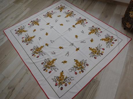 Obrus veľkonočný-163  x  139 cm,, 
