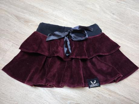 Mirau sukňa, mirau,98