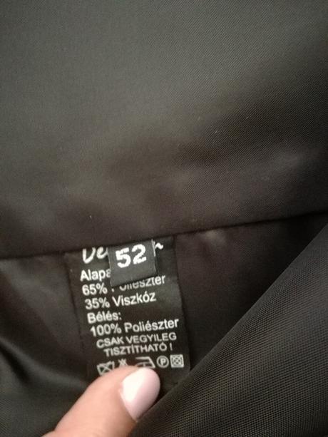 Oblek veľkosť 52, 52