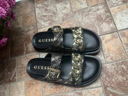 Nové šlapky guess, guess,40