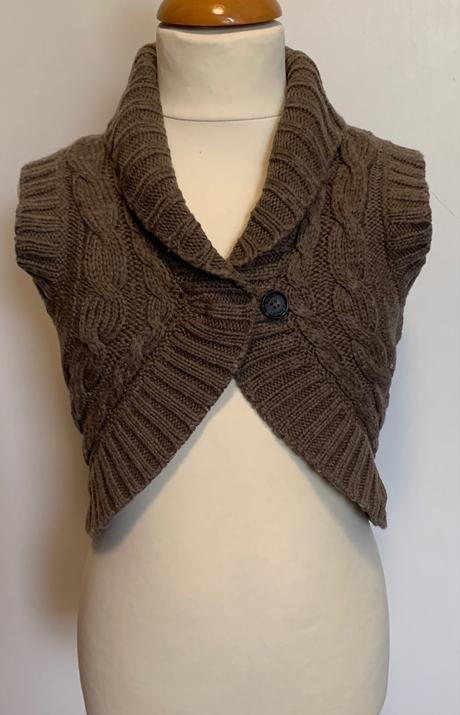 Esprit štrikovaná krátka vestička, esprit,104