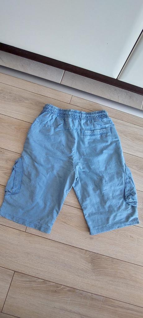 Kratasy, reserved,158