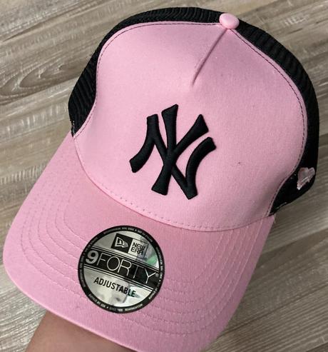 Krásna šiltovka new era, 