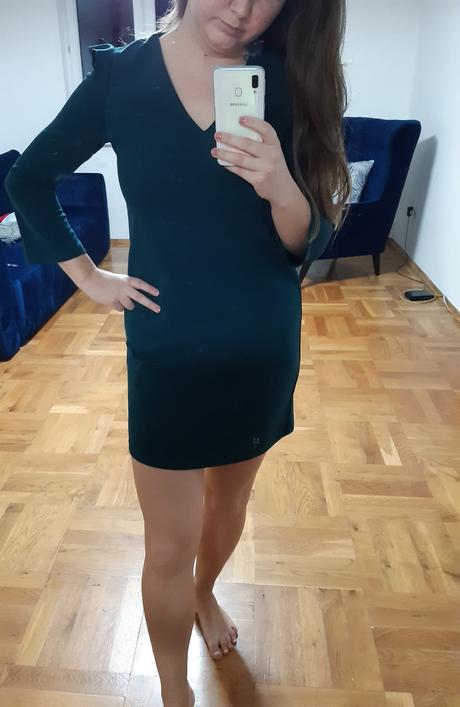 Smaragdove zelene saty, s