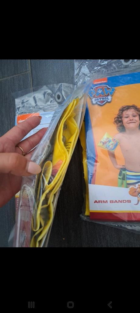 2x rukavniky na plávanie, 