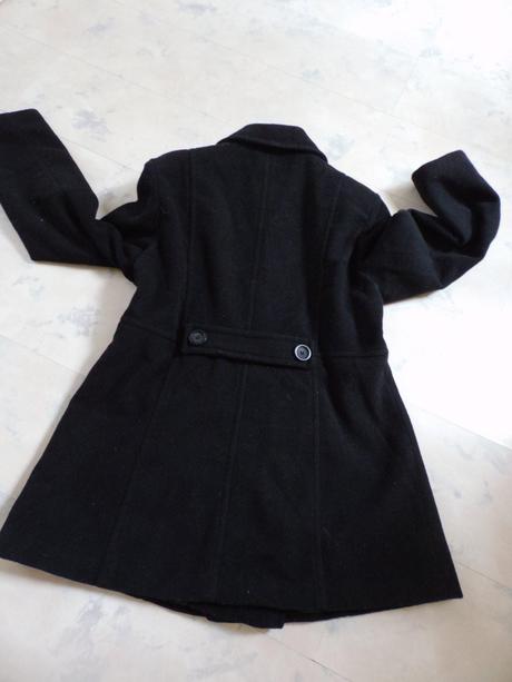 Vlnený kabát, 42