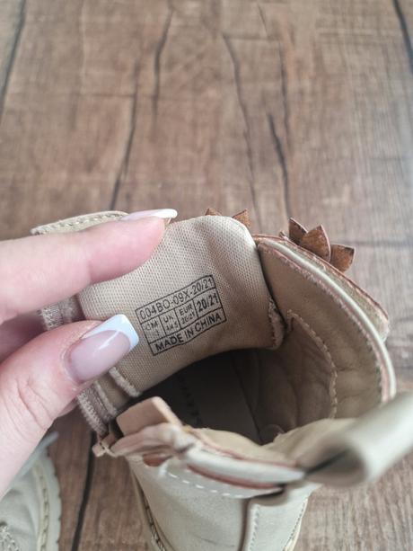 Krásne krémové reserved topánky, reserved,21