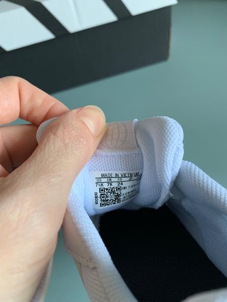 Tenisky na suchý zips, adidas,24 / 25 / 26