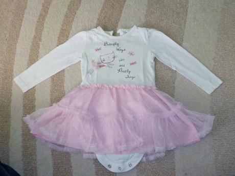 Šaty veľ. 80 (9-12 m.) cena spolu za 7 ks, 68–80