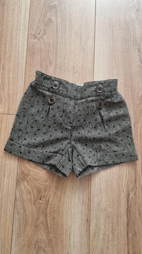 Kraťasy elegantné zn. next veľ. 104 cm., next,104