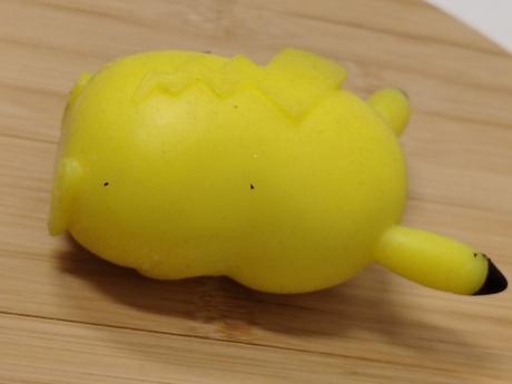 Retro antistresov stláčaci pokémon pikachu squishy,