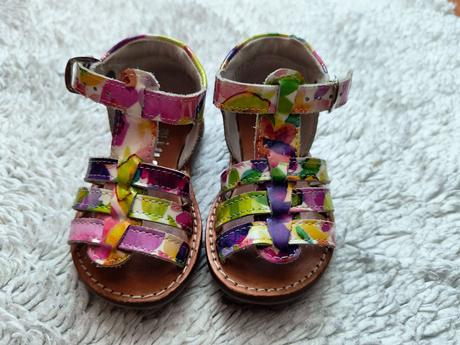 Nádherné kožené sandálky piure 20, 20