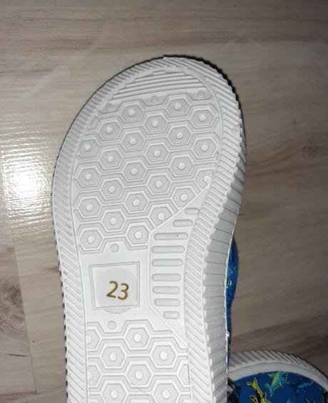 Tenisky, f&f,22 / 23