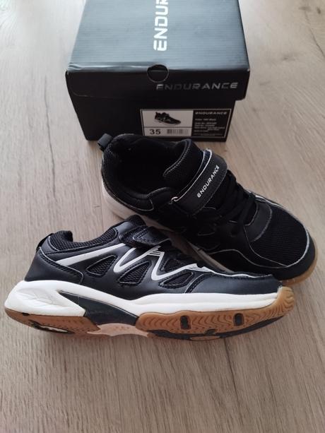 Tenisky edurance, 35