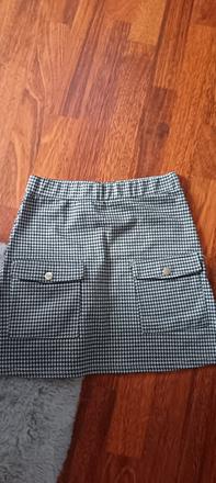 Štýlová sukňa s vreckami, 158