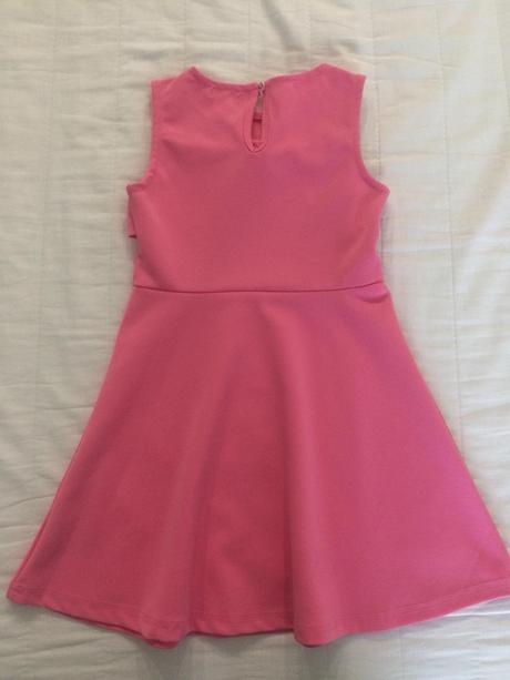 Ružové šaty, 116