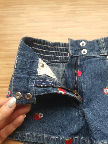 Kratase s jablčkami, gymboree,104