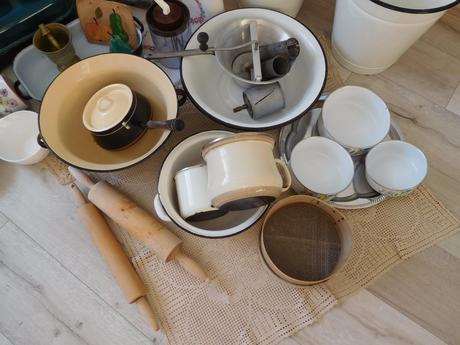 Smaltované na chalupu-do kuchyne,