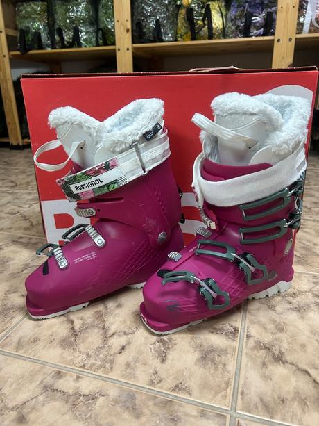 Ako nové lyžiarky pc 259 eur (vd 25cm), rossignol,39