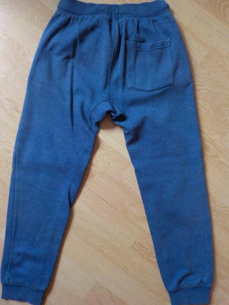 Tepláky 11-12r., f&f,140