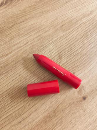 Marionnaud červený rúž,