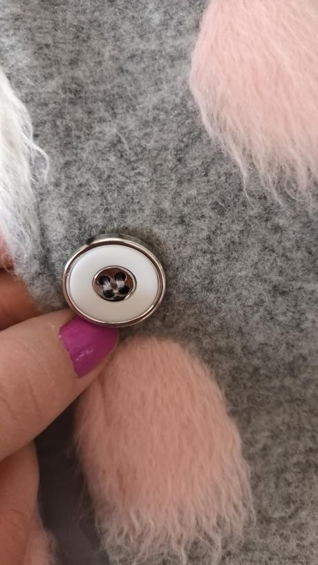 Nádherný luxusný kabátik s kožušinkou, 92