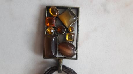 Náhrdelník s krásnym príveskom, 