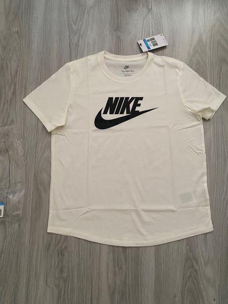 Nike m, nike,m
