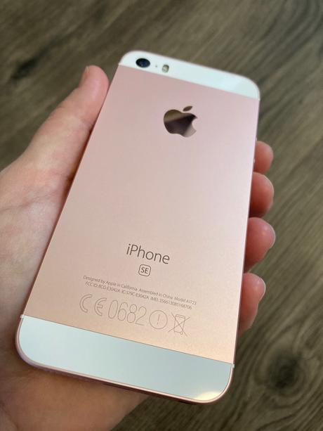 Apple iphone se, apple