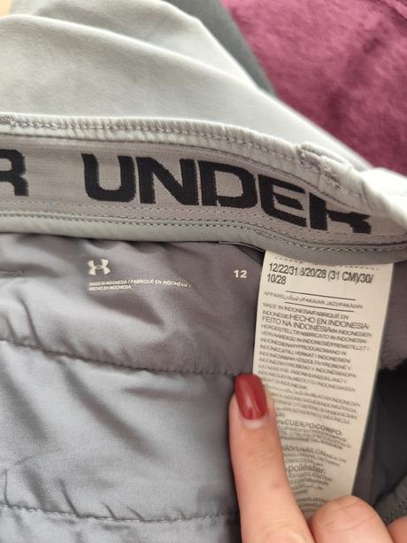 Športové nohavice, under armour,140