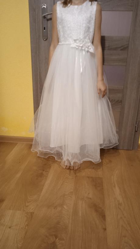 Šaty na prvé sväté prijímanie, 128