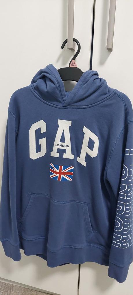 Mikina v super stave, gap,158