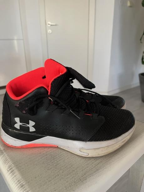 Tenisky, under armour,39