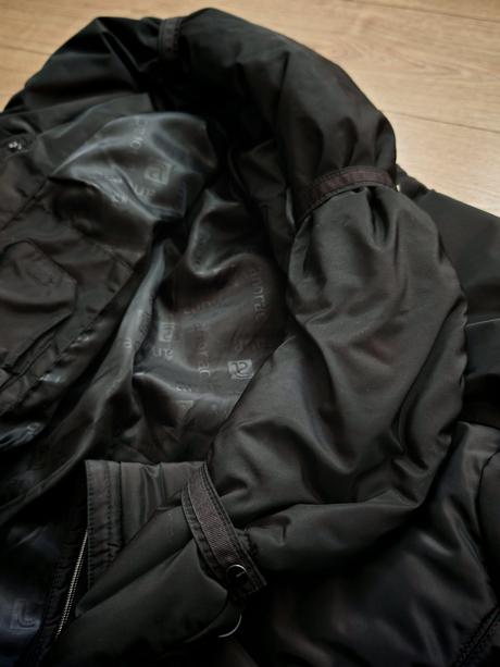 Krásna zimná bunda, 50