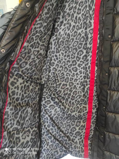 Značková dlhá prešívaná vesta c.m, m